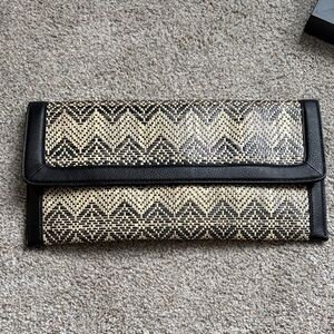 Banana Republic Black and Cream Woven Clutch